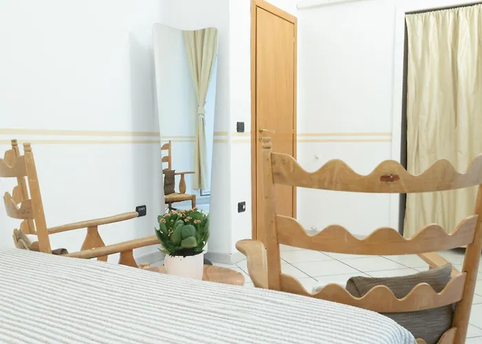 Neapolitan Style Apartrment